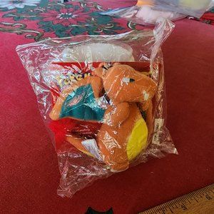 Vintage Avon Pokemon Charizard Backpack Clip On Zipper Pull Nintendo Sealed 1999